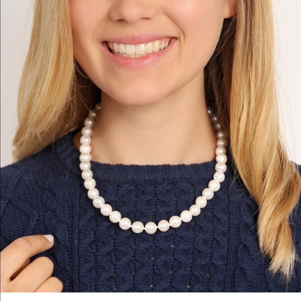 Freshwater pearl necklace